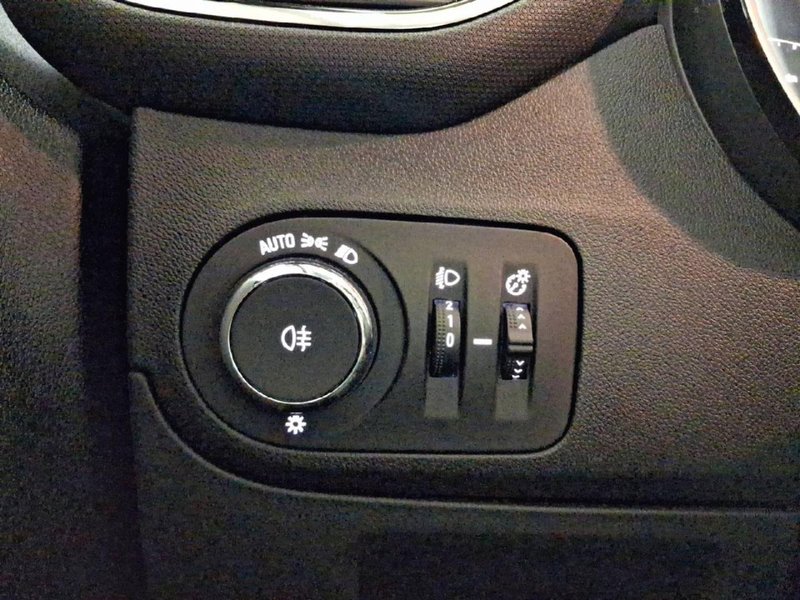 Opel Crossland 2022, foto 16