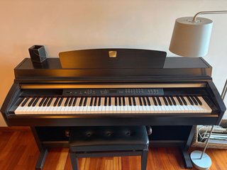 Piano Digital Yamaha Clavinova
