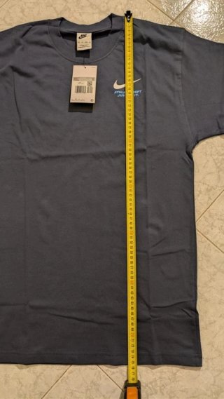 T-shirt / t shirt azul escura simples da nike