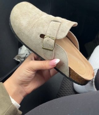 Zapatos tipo Clog Beige Mujer
