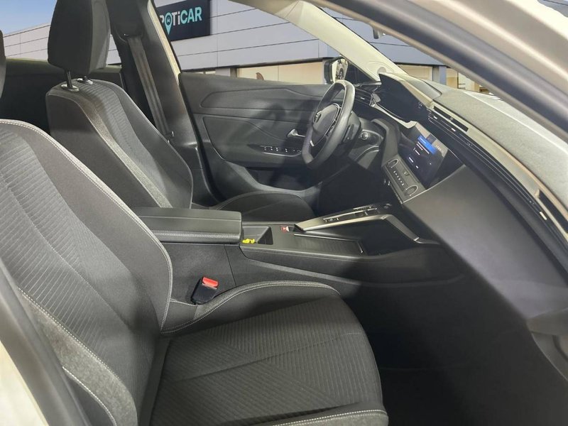 Peugeot 308 2022, foto 17