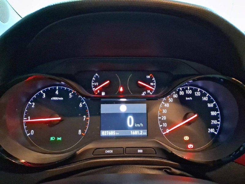 Opel Crossland 1.2 GS Line 2022, foto 10