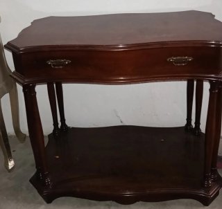 Mueble Recibidor de Madera