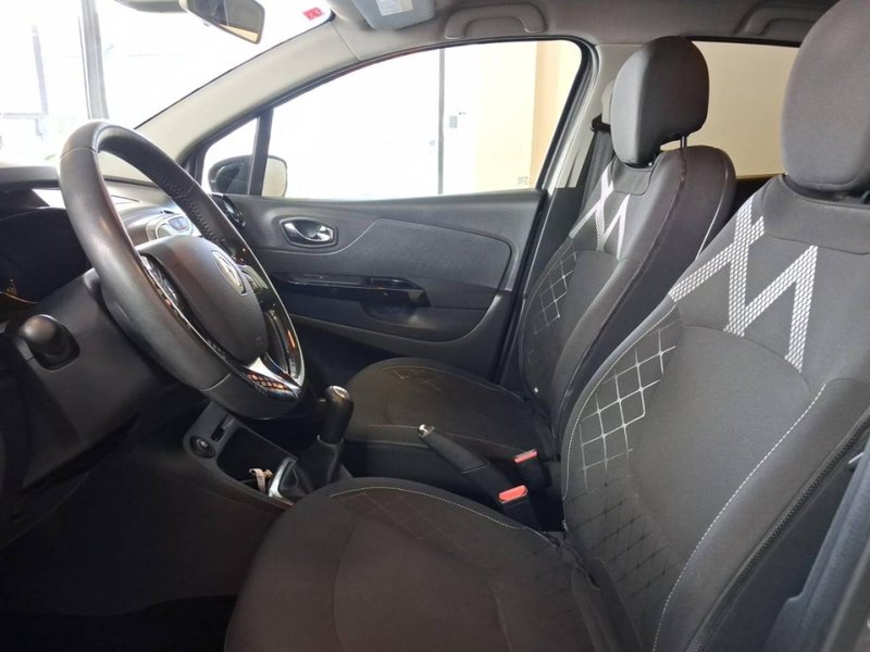 Renault Captur TCe Energy eco2 S&S Zen 2015, foto 16