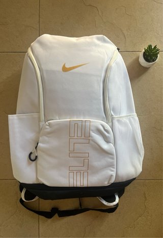 Mochila Nike Elite Blanco Y Dorado 32L