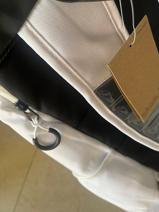 Mochila Nike Elite Blanco Y Dorado 32L
