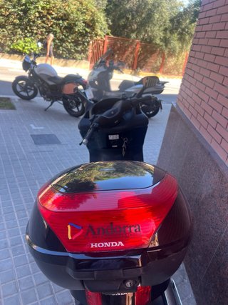 Honda S-Wing 125 - Modelo 2013 - ITV hasta 2028