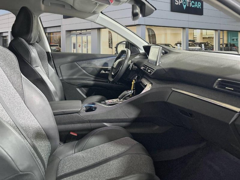 Peugeot 3008 2019, foto 17