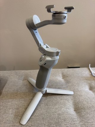 Estabilizador DJI Osmo 4 para móvil