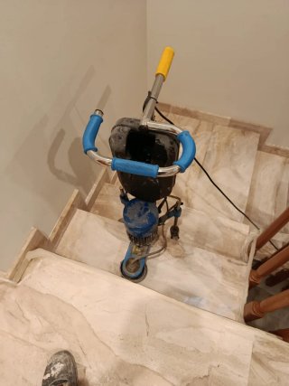 Herramientas de albañilería y fontanería