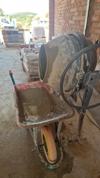 Herramientas de albañilería y fontanería