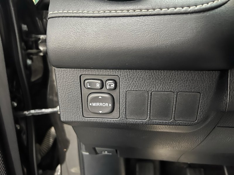 Toyota RAV4 2015, foto 19