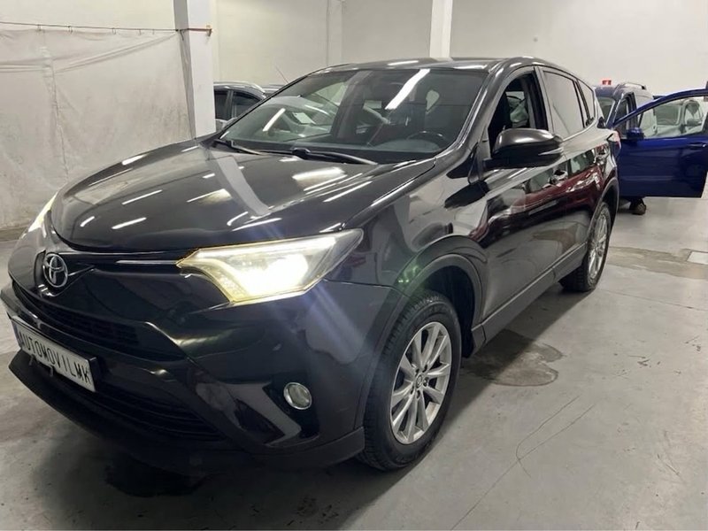 Toyota RAV4 2015, foto 3