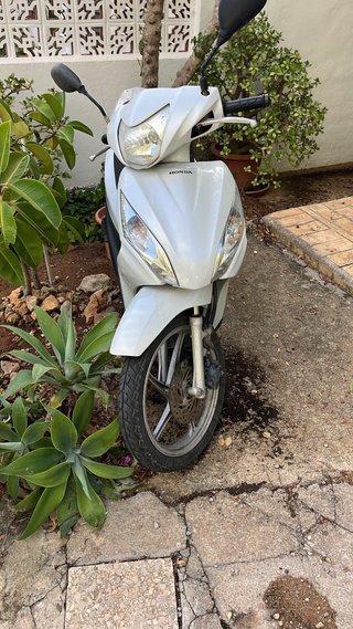 Moto Honda Vision 110cc Blanca