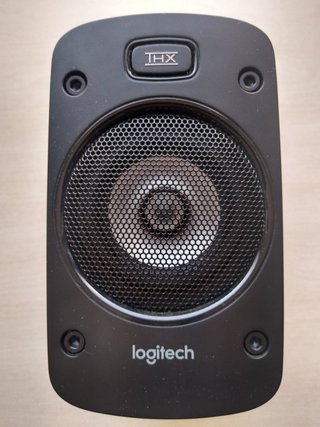 Altavoz Logitech Z906