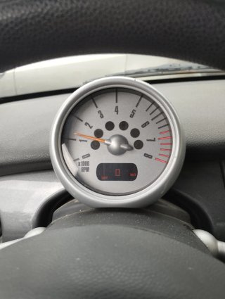 MINI ONE 2005