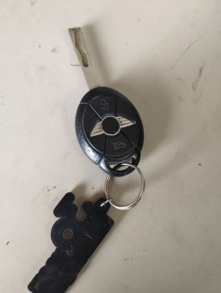 MINI ONE 2005