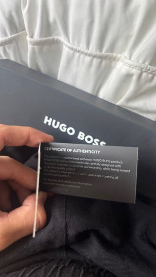 Bolígrafo Hugo Boss Negro con Estuche