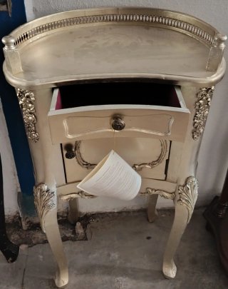 Mesa Auxiliar Vintage Plateada