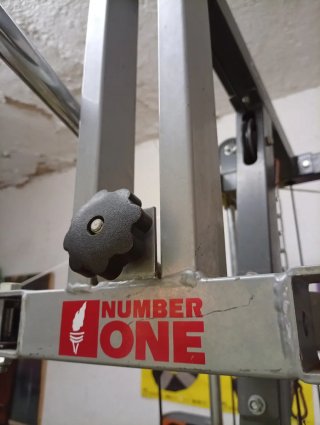 Máquina de musculación multifuncional