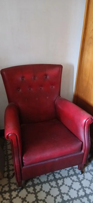 Sillón Vintage Granate con Ruedas
