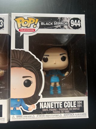 Funko Pops Black Mirror Nanette Cole y Robert Daly