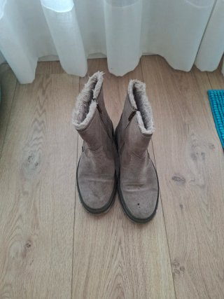 Botines de niña grises