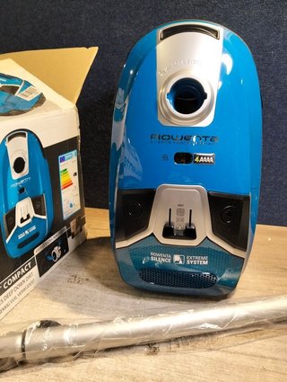 Aspirador con bolsa Rowenta RO6331 Silence Force Compact 4AAA, 750W