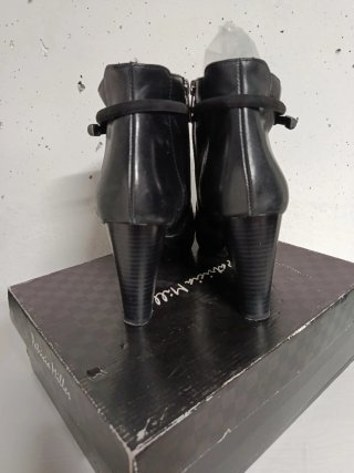 Botines Patricia Miller Negros Talla 40