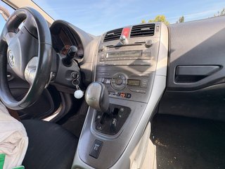 Toyota Auris 1.6 Gasolina 124 CV