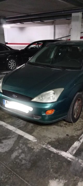 Ford Focus 2000