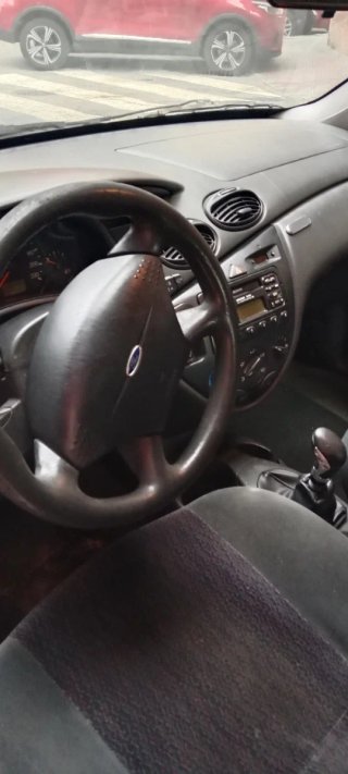 Ford Focus 2000