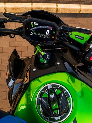 Kawasaki Z900
