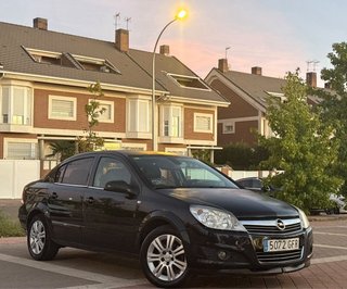 Opel Astra 2010