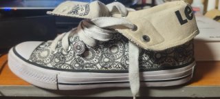 Zapatillas Levi's estilo Converse