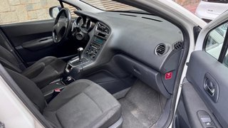 Peugeot 5008 2010
