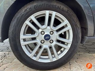 Ford Tourneo Courier 1.5 TDCi 74kW (100CV) Titanium