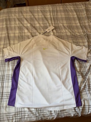 Camiseta Nike x One Piece Gomu Gomu