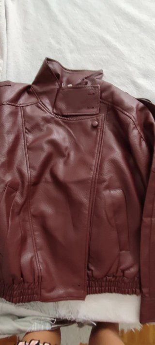 Chaqueta de cuero nueva