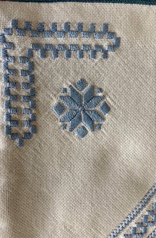 Fodera cuscino anni '70 ricamo a mano