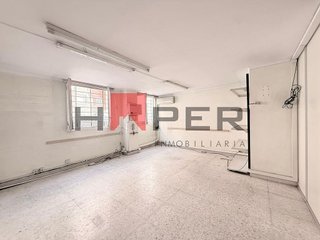 Local comercial en venta en Plaça Catalunya en Prat de Llobregat, El