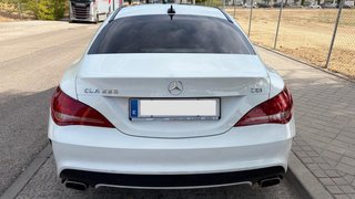 Mercedes-Benz Clase CLA 220 cdi AMG