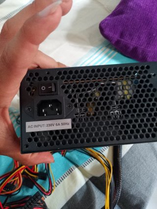 Fuente Alimentación UNYKACH 700W