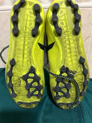 Zapatillas de fútbol Adidas es talla 34