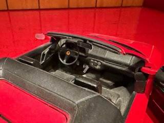 Modellino Ferrari F355 Spider 1:18 UT Models