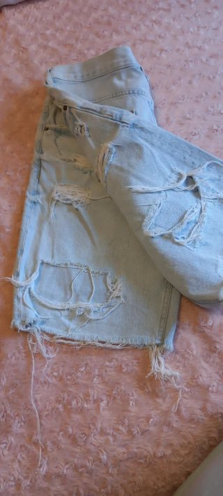 Bermuda Bershka Rota Talla 31