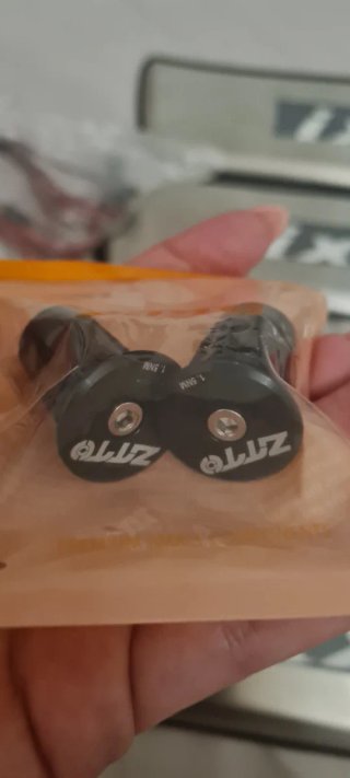 Tapones Manillar ZTTO Negro 1.5NM