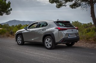 Lexus UX 2020