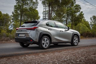 Lexus UX 2020