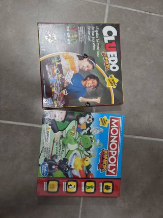 Juegos de mesa Cluedo Junior y Monopoly 15€ und